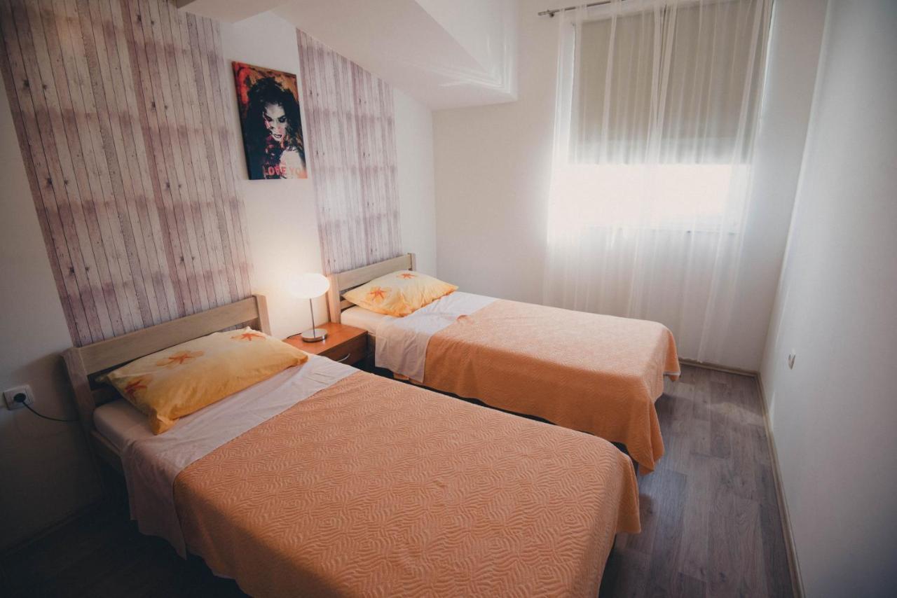Apartments Vodice Exterior foto